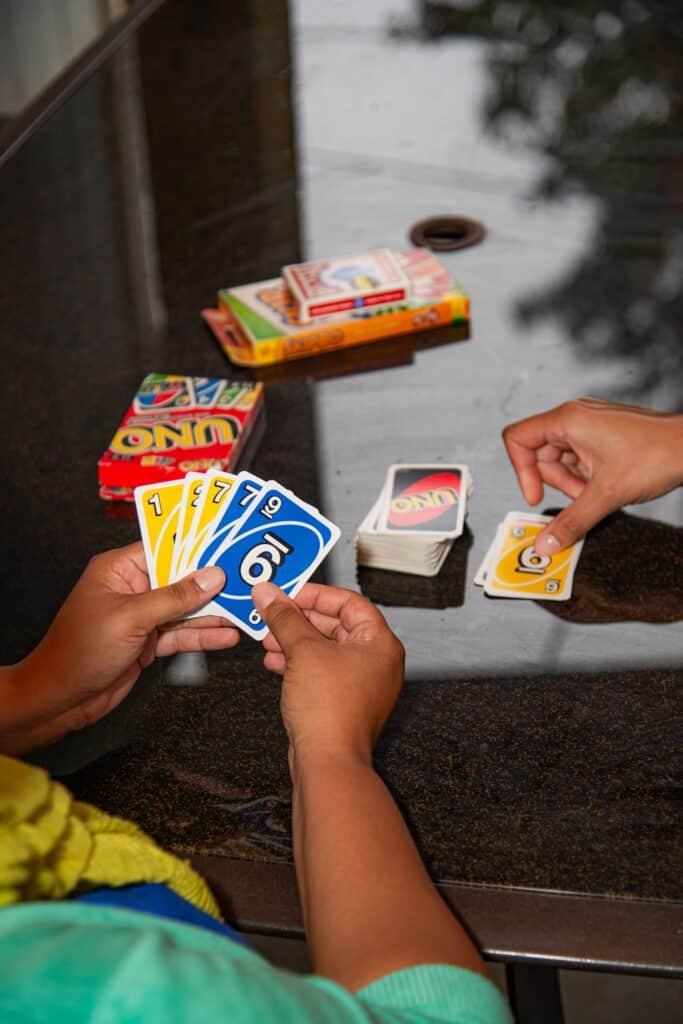 playing uno